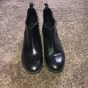 Cute black booties!